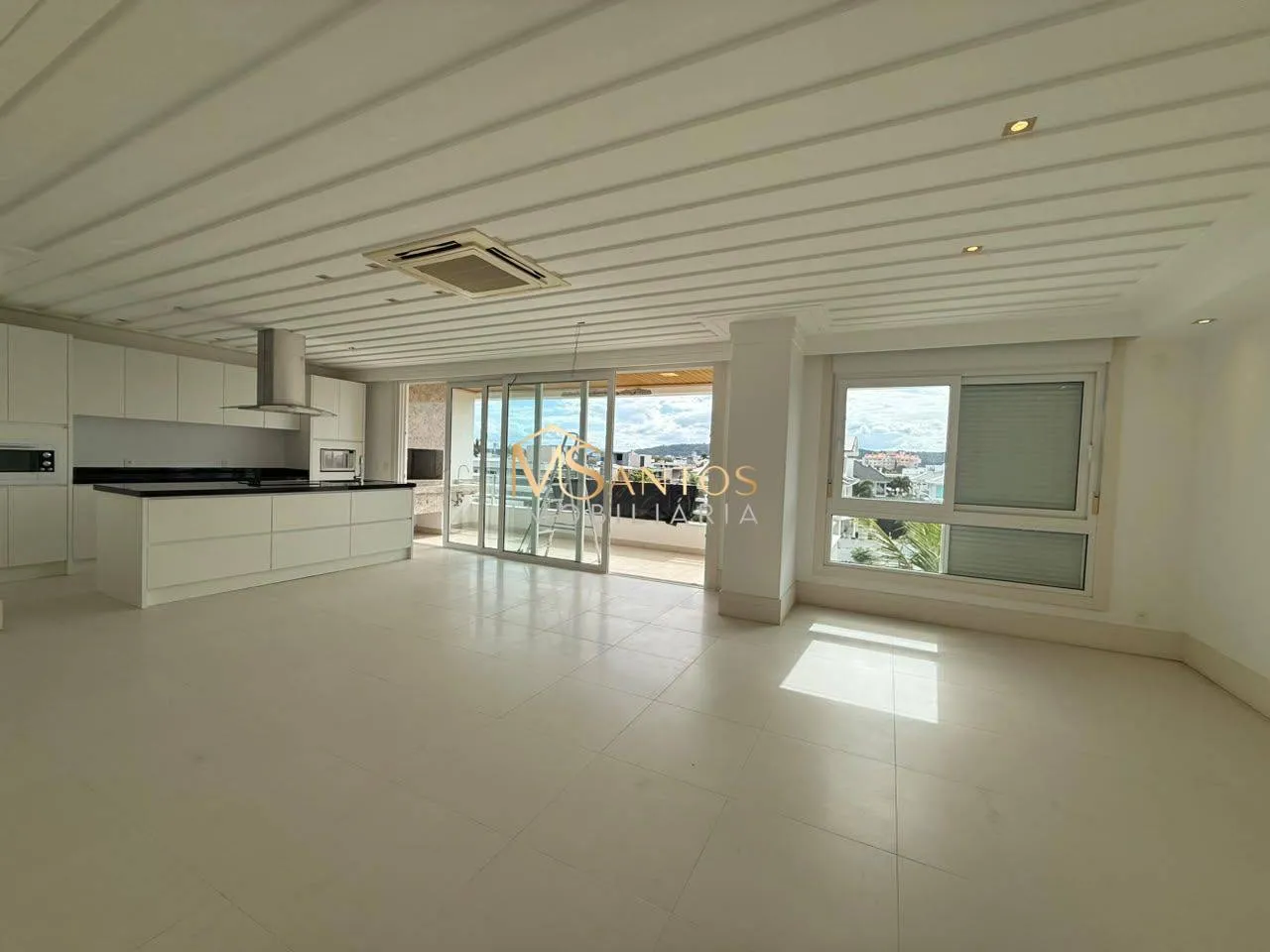 Apartamento mobiliado de 3 quartos em condomínio com piscina — photo 8