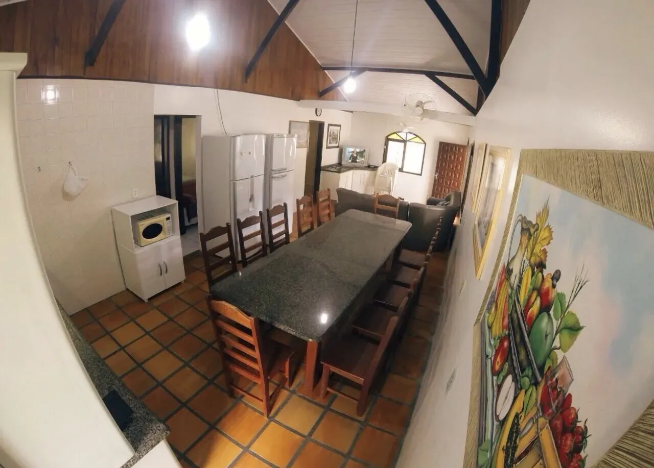 Furnished house with 5 bedrooms and balcony grill
