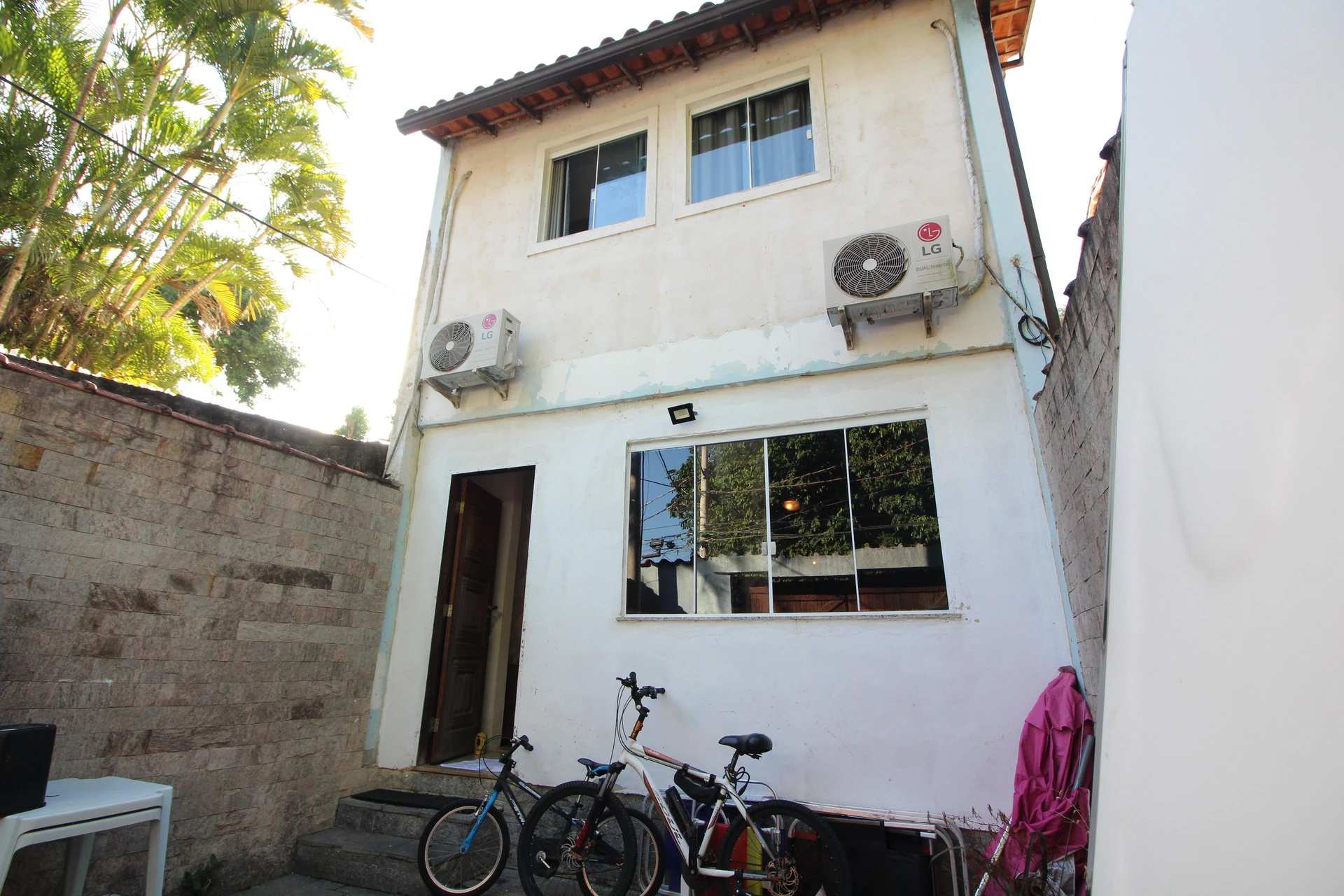 Furnished house with 3 bedrooms, private yard and 1 parking spot — photo 25
