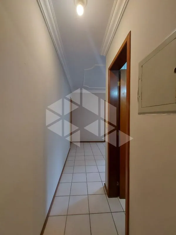 40 m² apartment with 1 bedroom and separate closed kitchen — photo 16