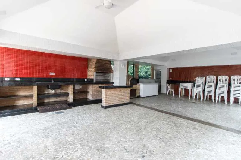 72 m² apartment with a water view and a grill on the balcony — photo 23
