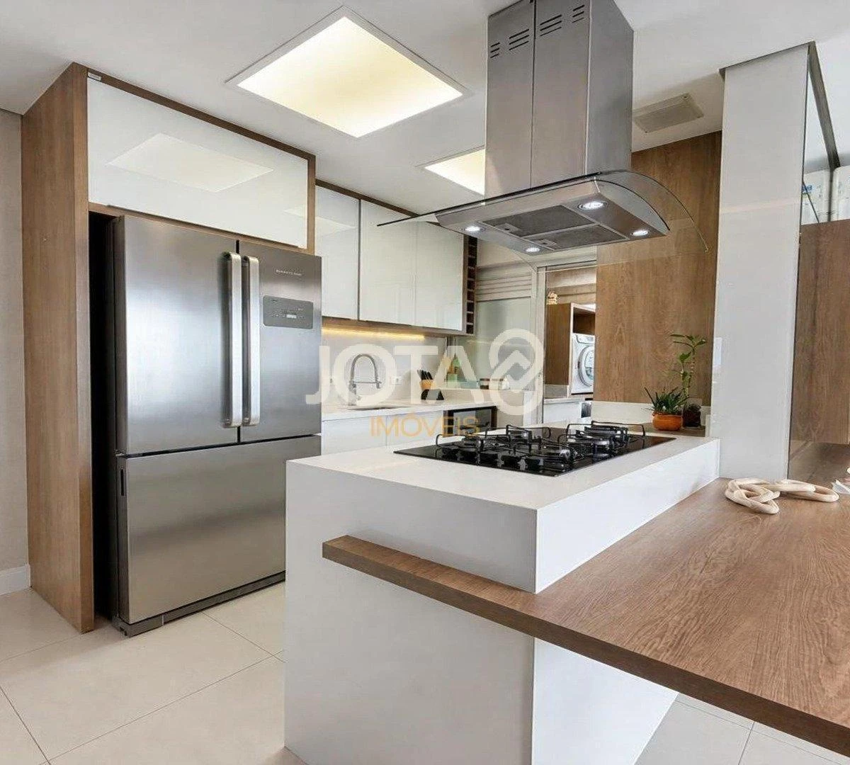 Floor-to-ceiling windows in a 3-bedroom apartment, 150 m² — photo 8