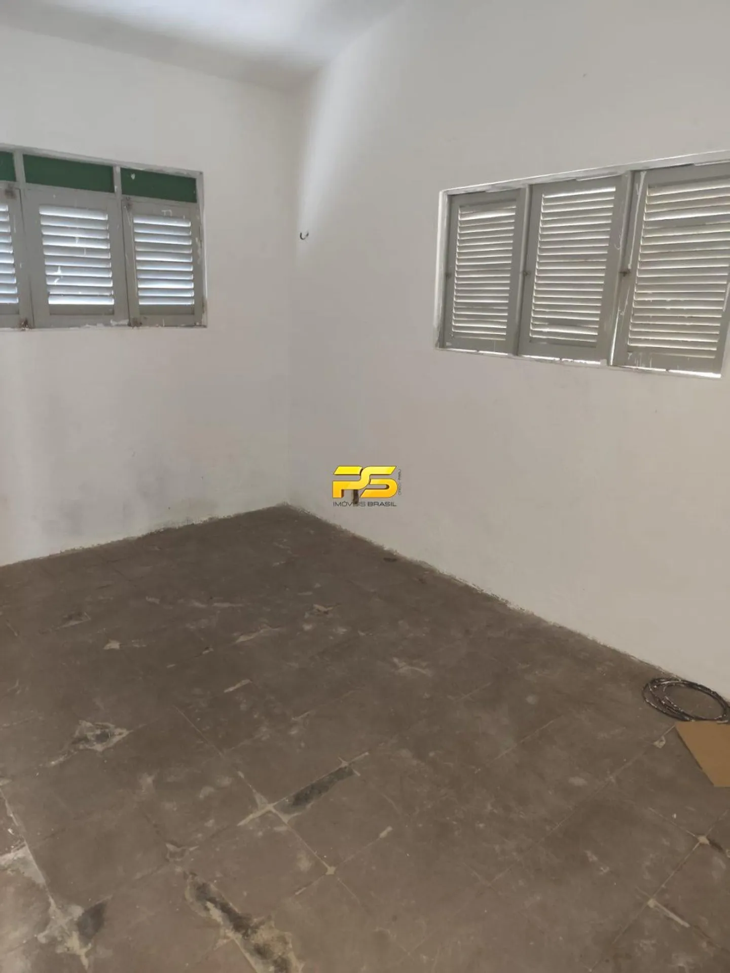 House with 3 bedrooms and 1 bathroom, 450 m² — photo 7