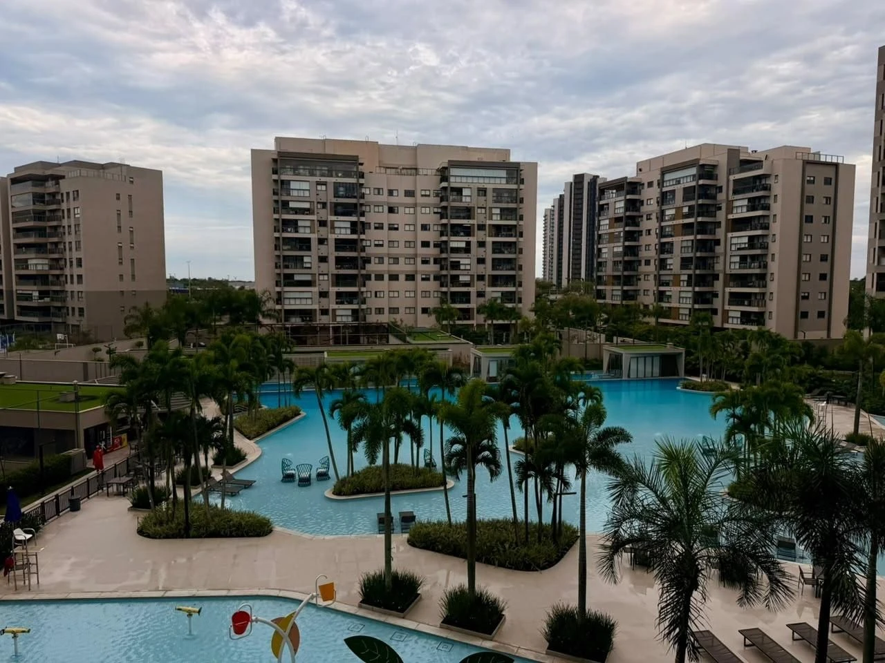 Apartamento mobiliado com 3 quartos e varanda envidraçada — photo 26
