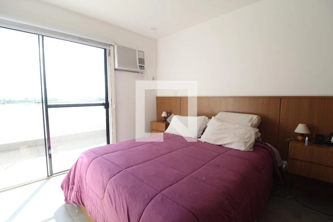 Furnished house with 4 en-suite bedrooms and private garden — photo 10