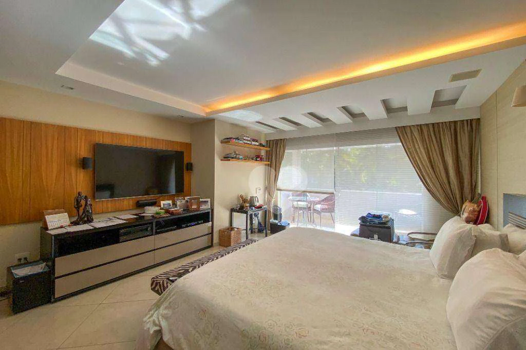 Furnished house with 7 en-suite bedrooms and 10 baths — photo 30