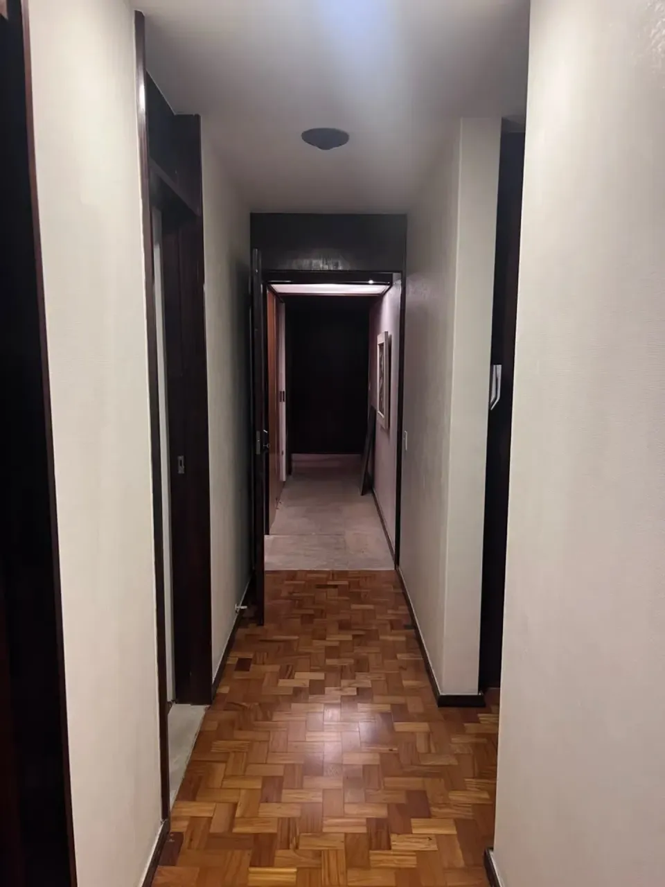 Apartment with a closed-off kitchen and room to work — photo 17
