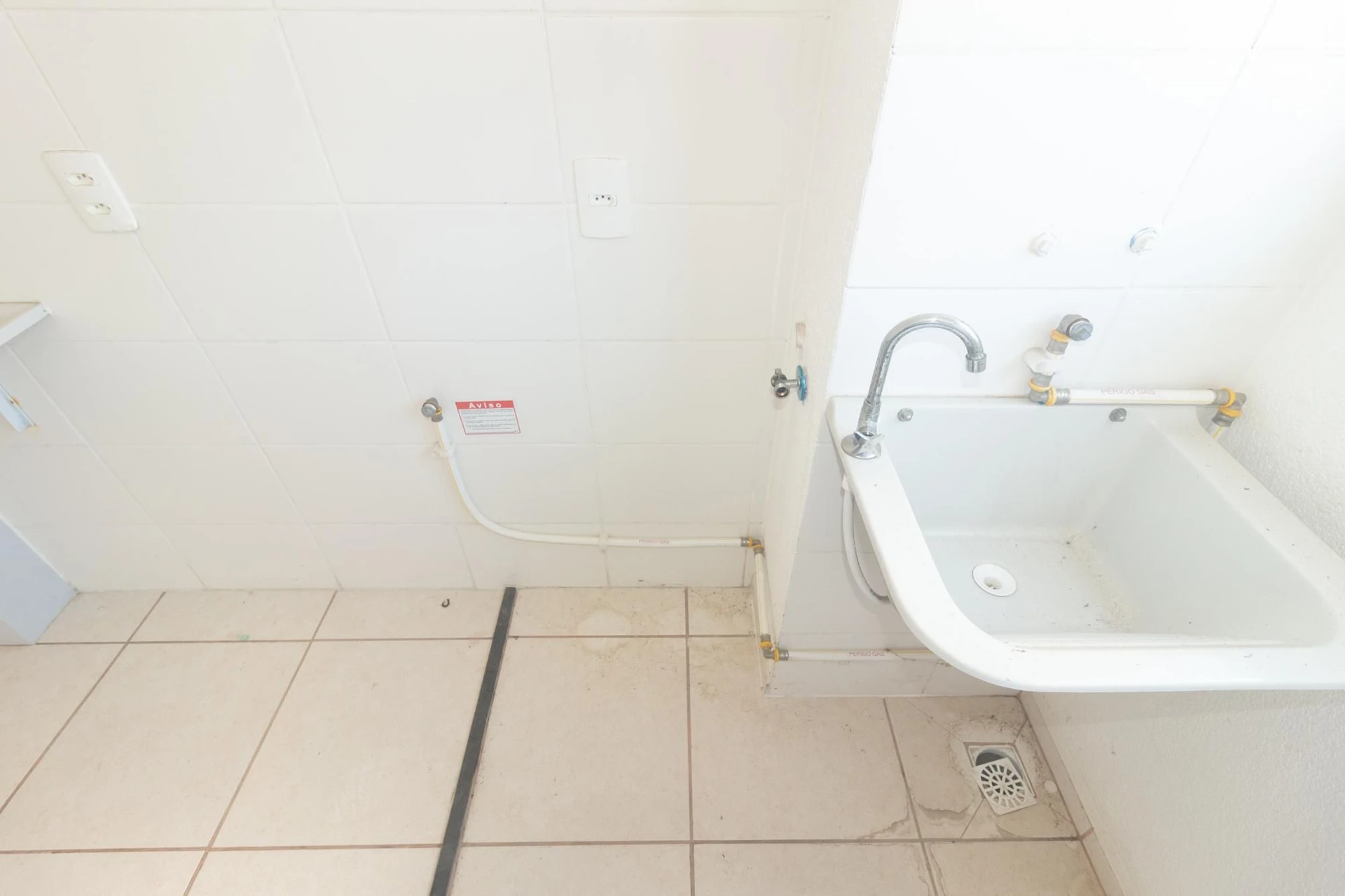 Apartamento com 2 quartos e piscina no condomínio — photo 26