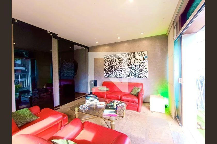 127 m² apartment with 3 en-suite bedrooms and balcony — photo 17