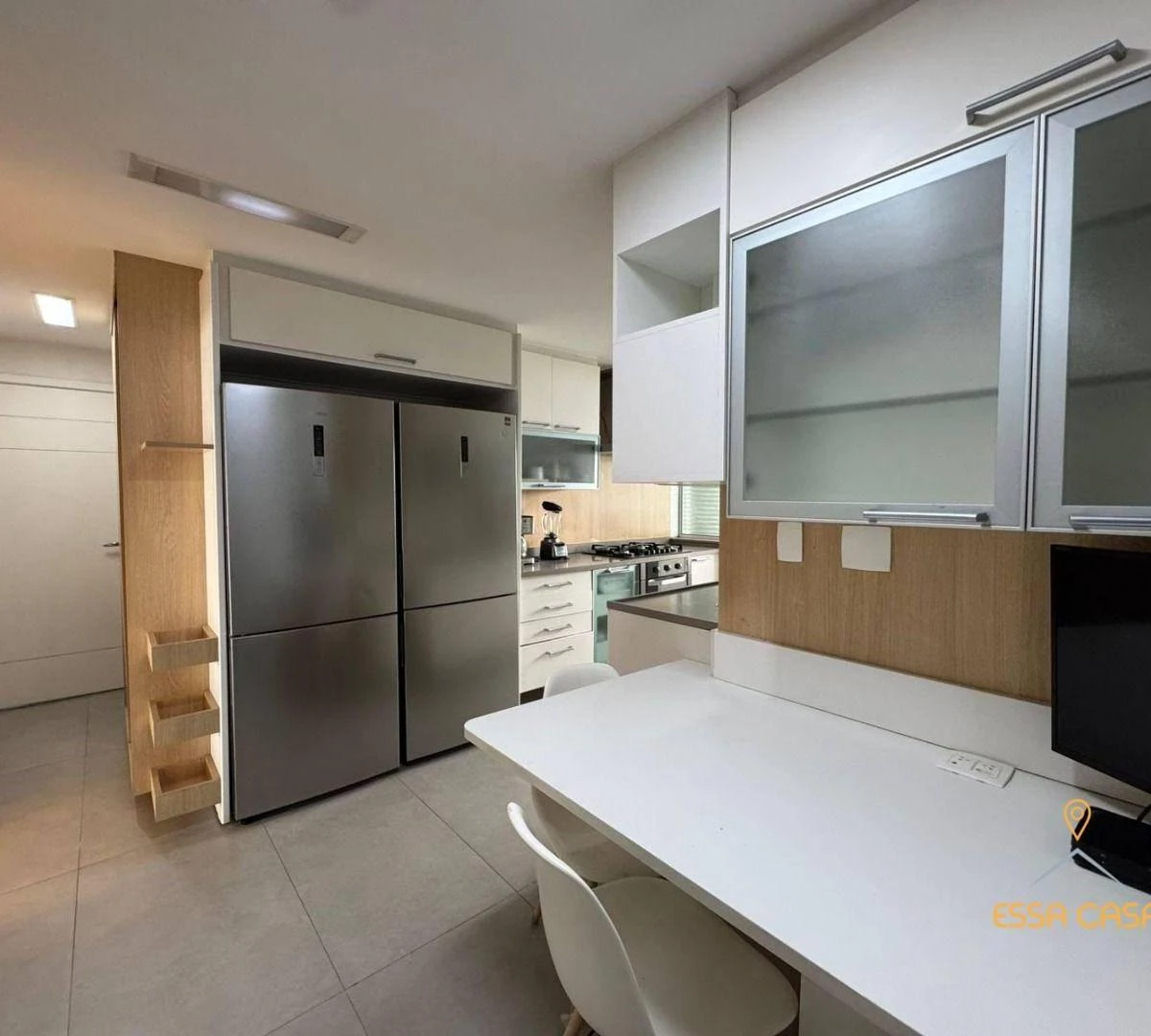 4-bedroom apartment with a water view in Rio de Janeiro — photo 27