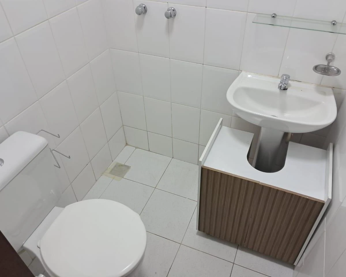 Duplex house with 4 bedrooms and an enclosed kitchen — photo 41