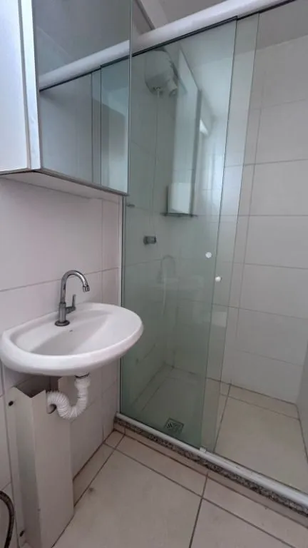 Furnished apartment with 3 bedrooms and open-plan kitchen — photo 11