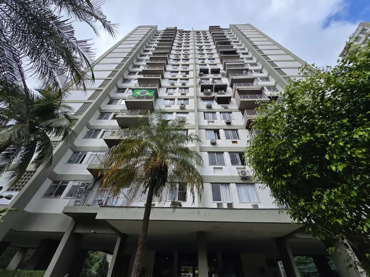 Apartamento de 2 quartos com cozinha fechada e 60 m² — photo 26