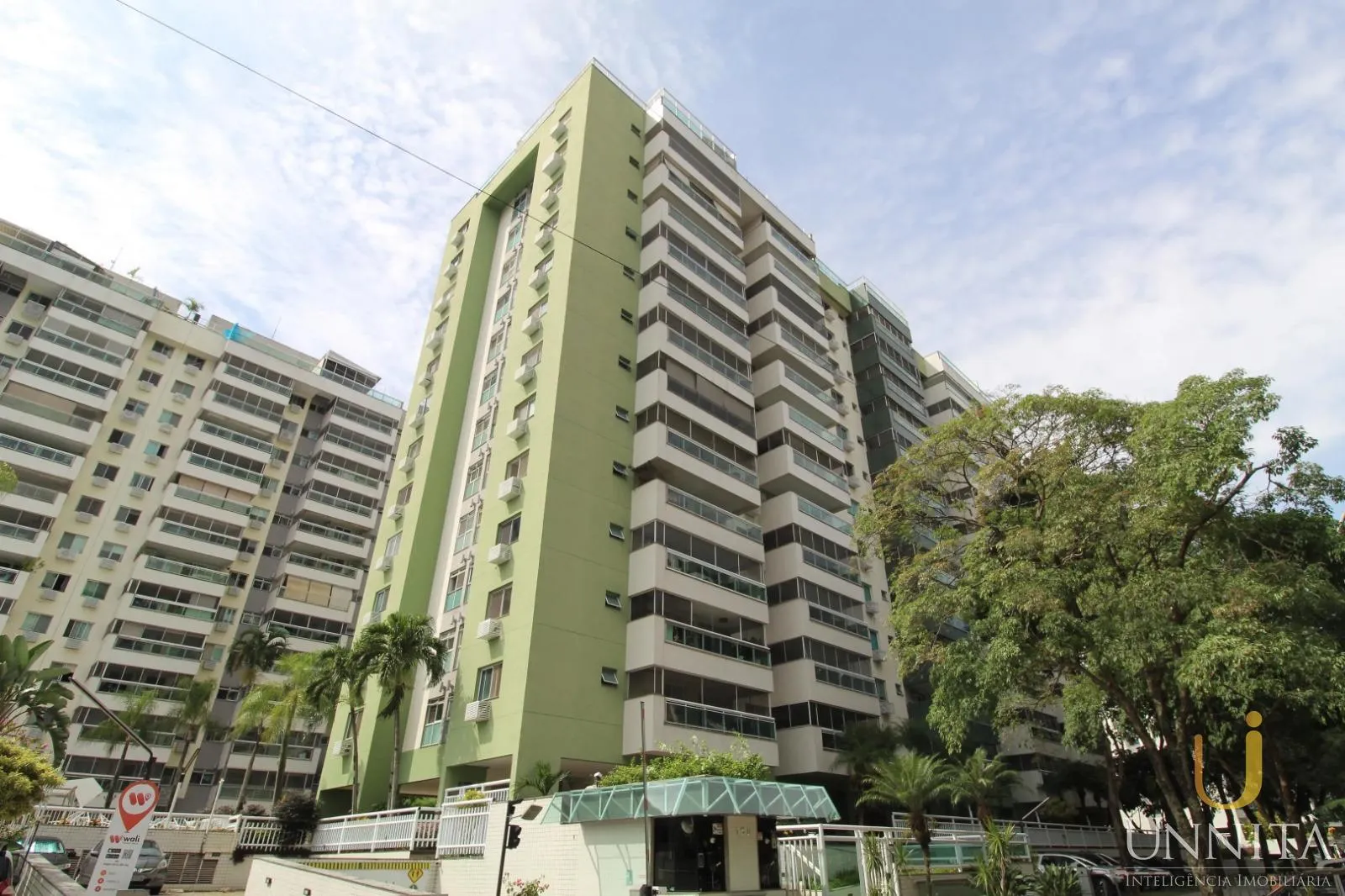 3-bedroom apartment with balcony and built-in grill — photo 26