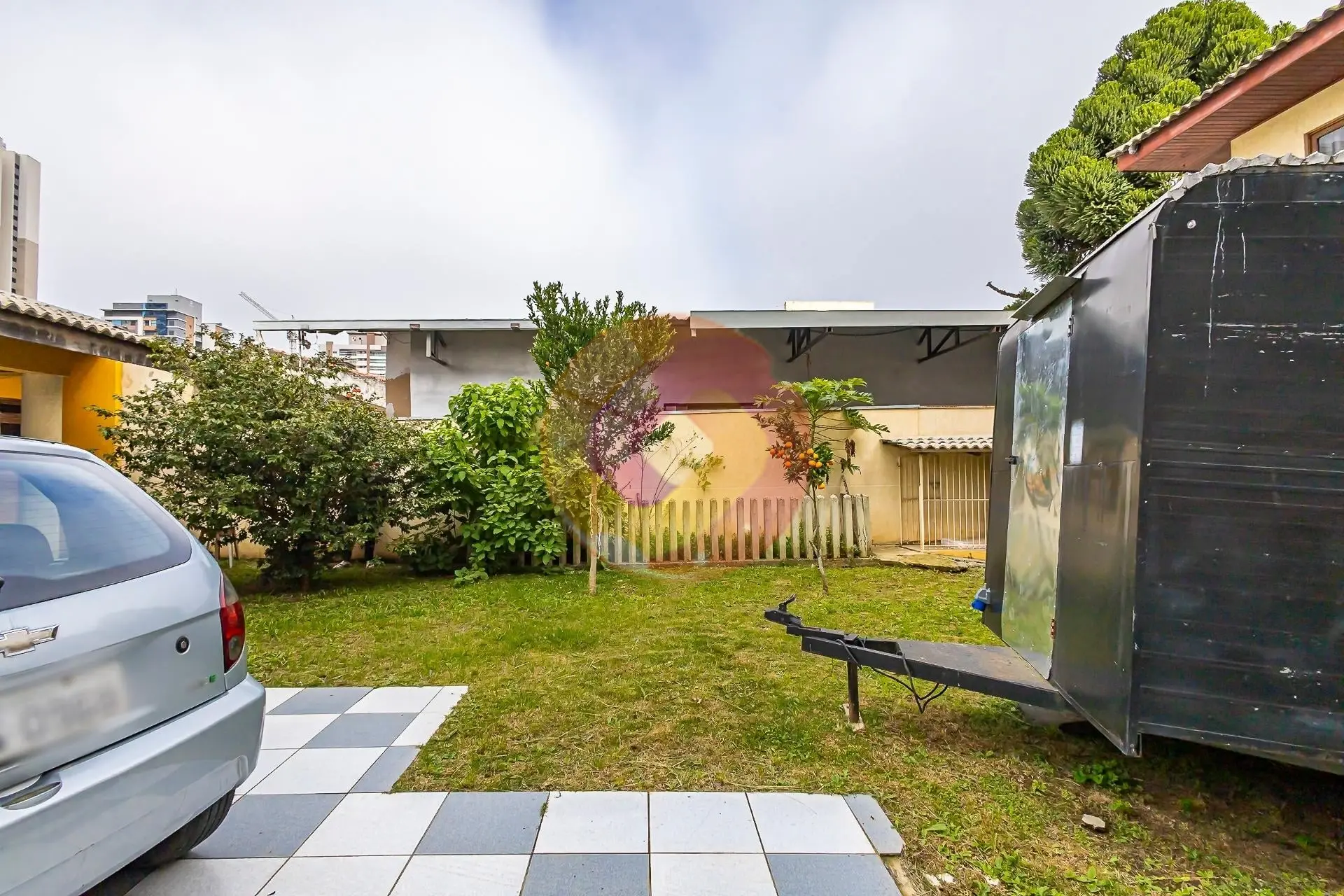3-bedroom house with a washing machine in Curitiba — photo 23