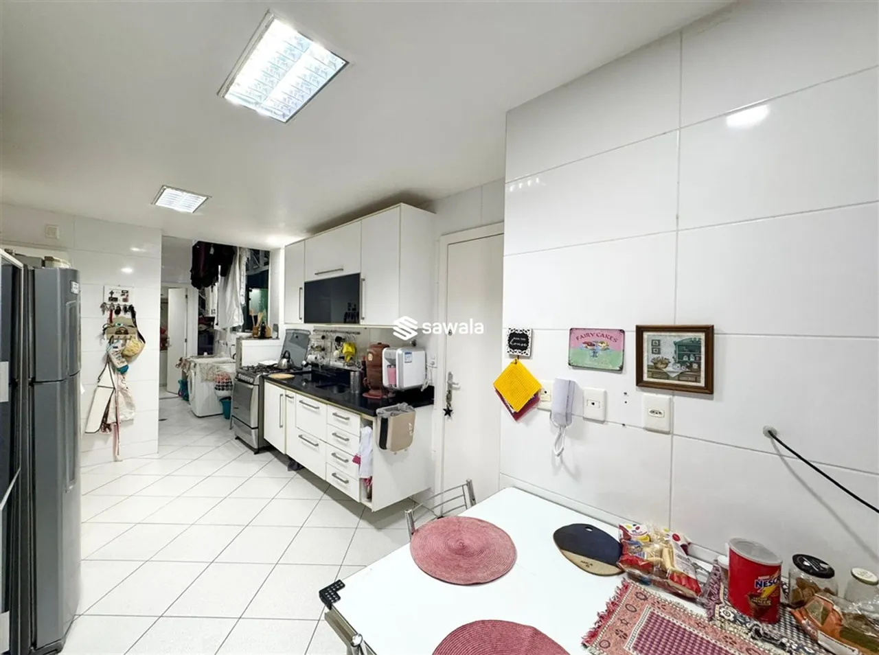 Furnished apartment with 3 bedrooms and 4 bathrooms — photo 4
