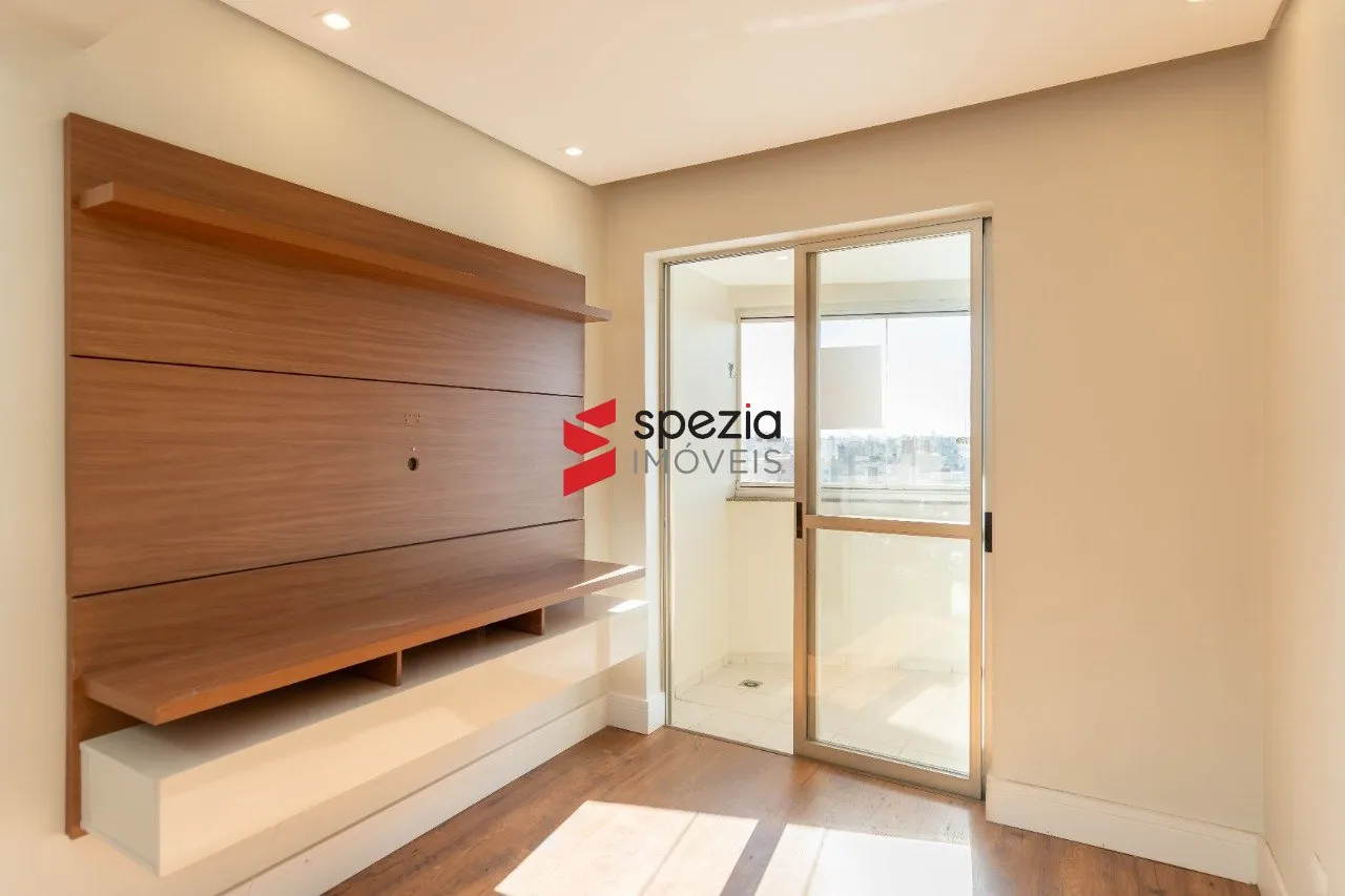 Duplex rental unit with 3 bedrooms and 3 bathrooms — photo 5