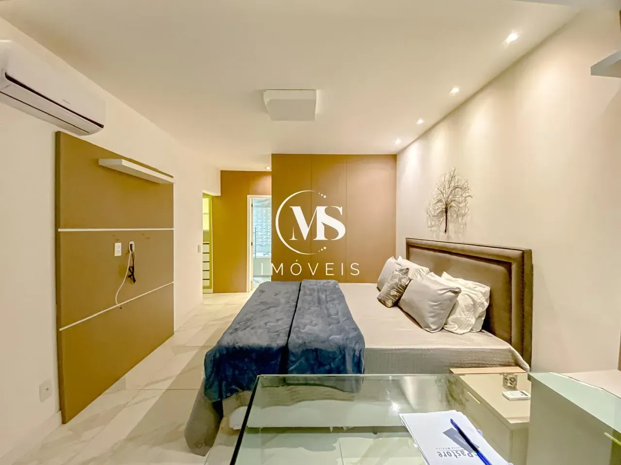 Ванна та 3 спальні: квартира 250 м² — photo 12
