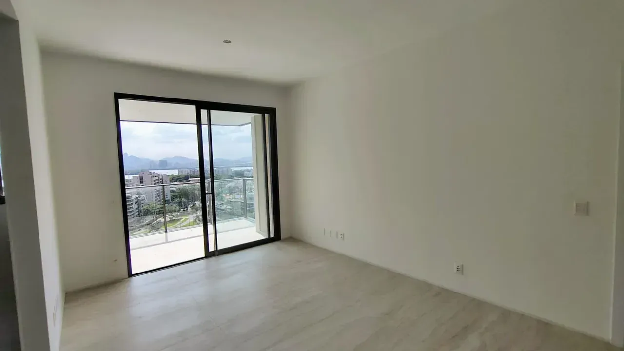 Apartamento com 3 suítes e varanda com vidro — photo 15