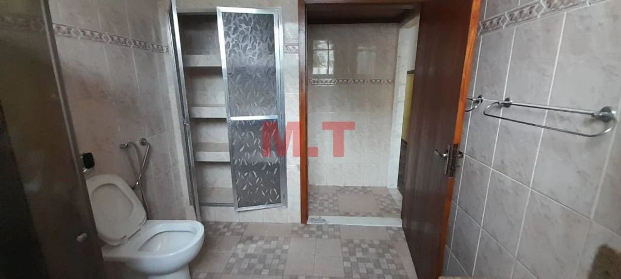 House with 3 bedrooms and a private garden — photo 13
