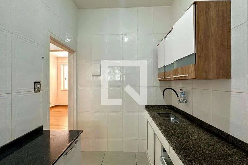 Apartamento de 3 quartos com cozinha separada e 70 m² — photo 5