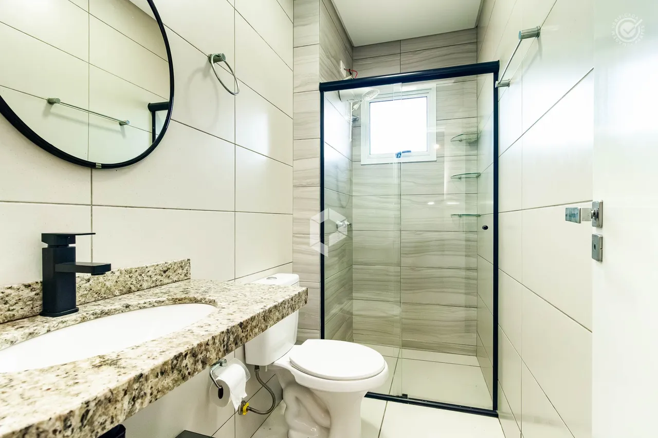 Apartamento de 2 dormitorios con cocina abierta y 77 m² — photo 16