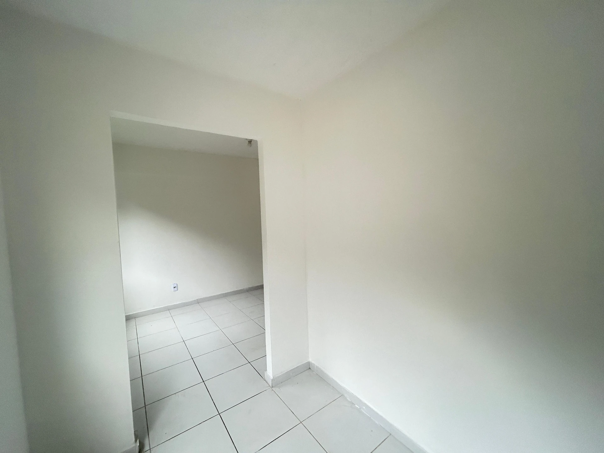 Apartamento sem mobília de 1 quarto com 2 banheiros — photo 19