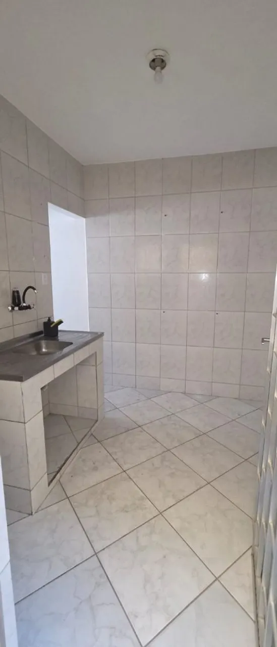 Casa sem mobília com lavanderia e 1 quarto