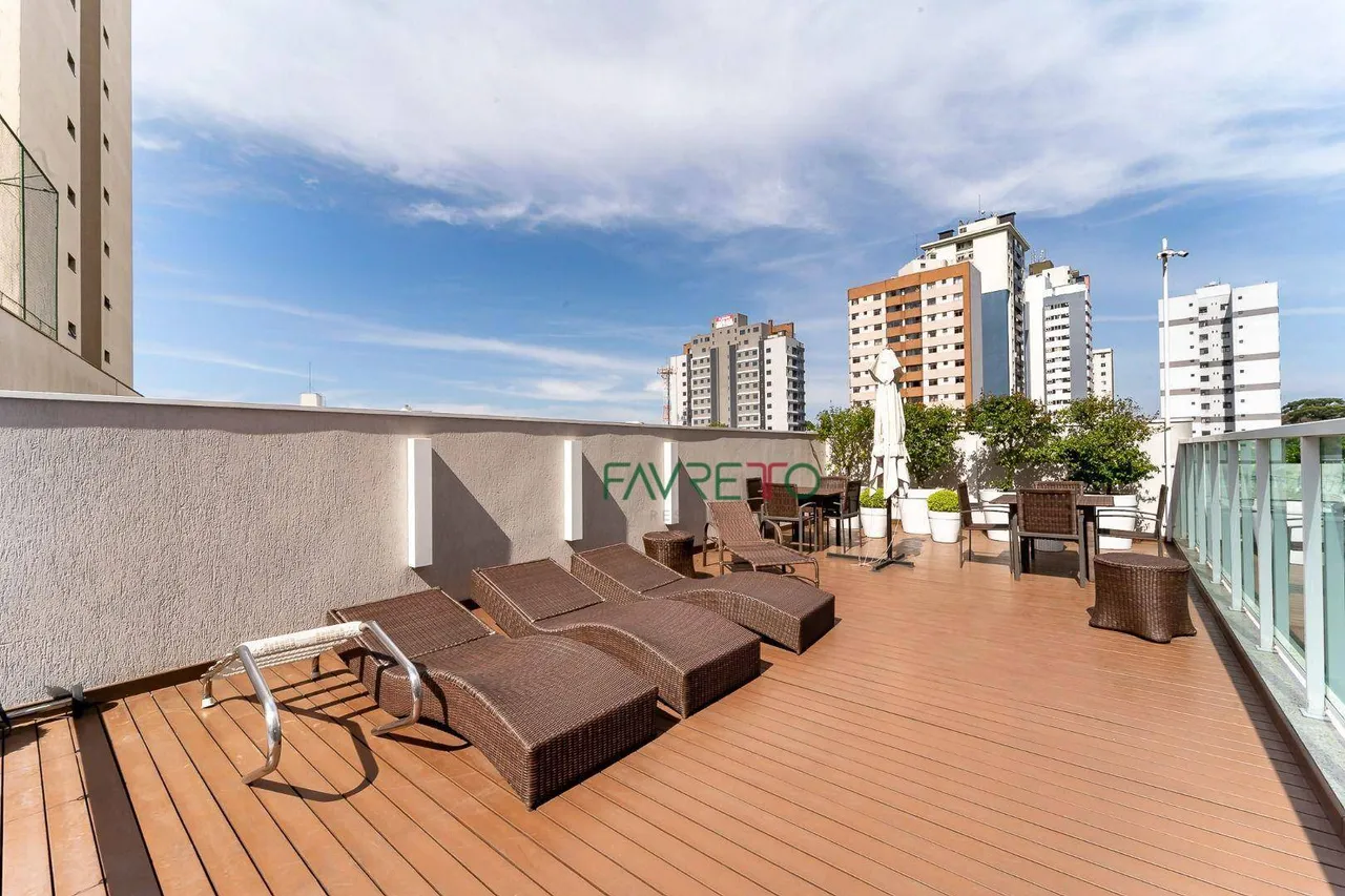 Departamento con balcón cerrado con vidrio en Curitiba — photo 6