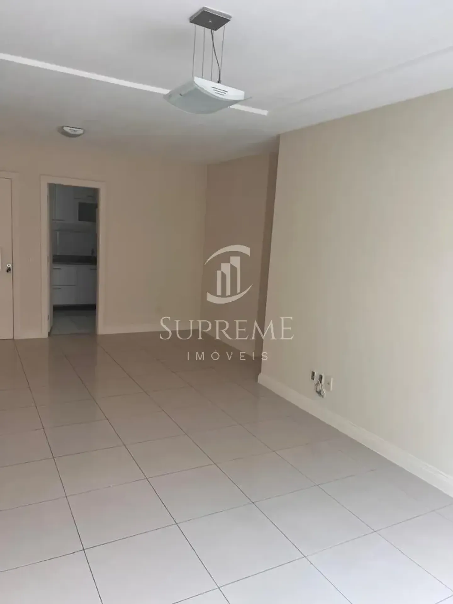 Jacuzzi in a 3-bedroom apartment, 119 m² — photo 12