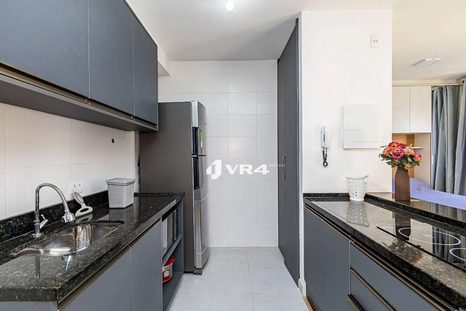 Мебльоване студіо 40 м² з 1 паркомісцем і суїтом — photo 3