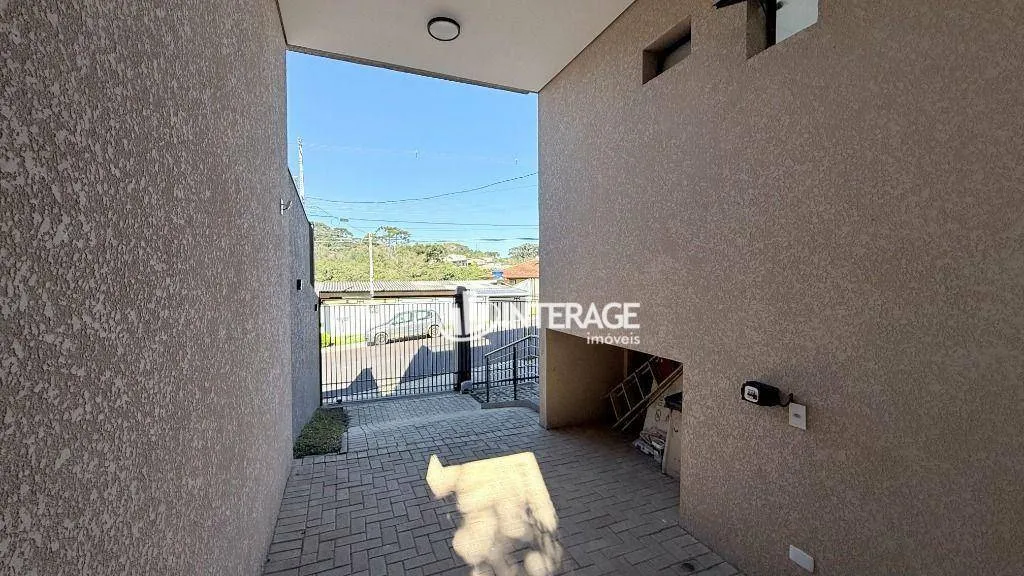 3-suite townhouse with private BBQ and garden — photo 33