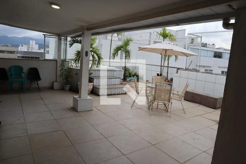 3-bedroom apartment with balcony and 172 m² — photo 11