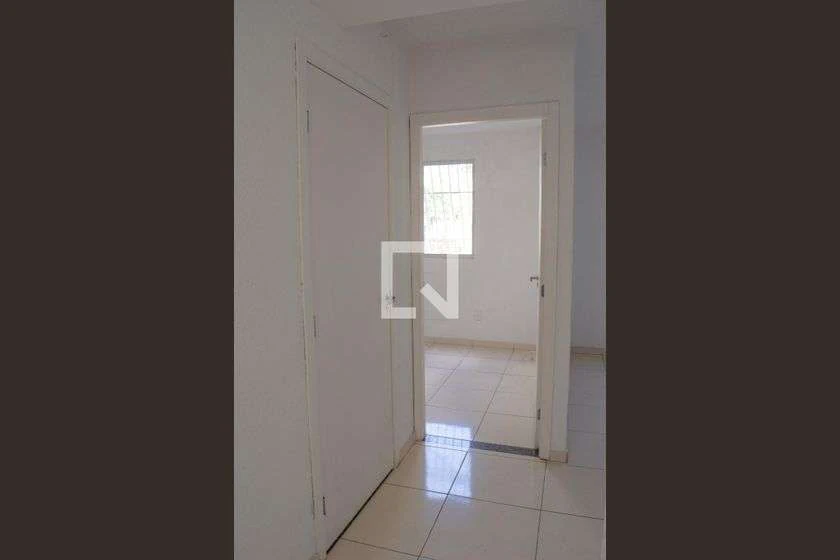 Apartamento térreo de 43 m² com 1 quarto e cozinha fechada — photo 24