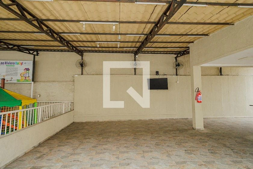 2-bedroom apartment in a building with a pool — photo 29