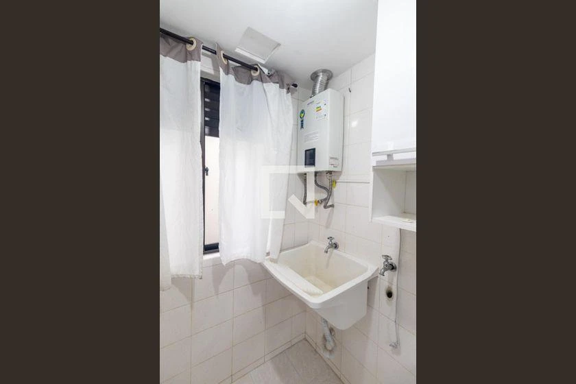 Apartamento de 2 quartos em condomínio com academia — photo 18