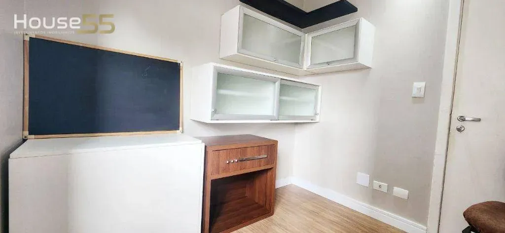 Furnished 4-bedroom apartment with a gas kitchen — photo 34