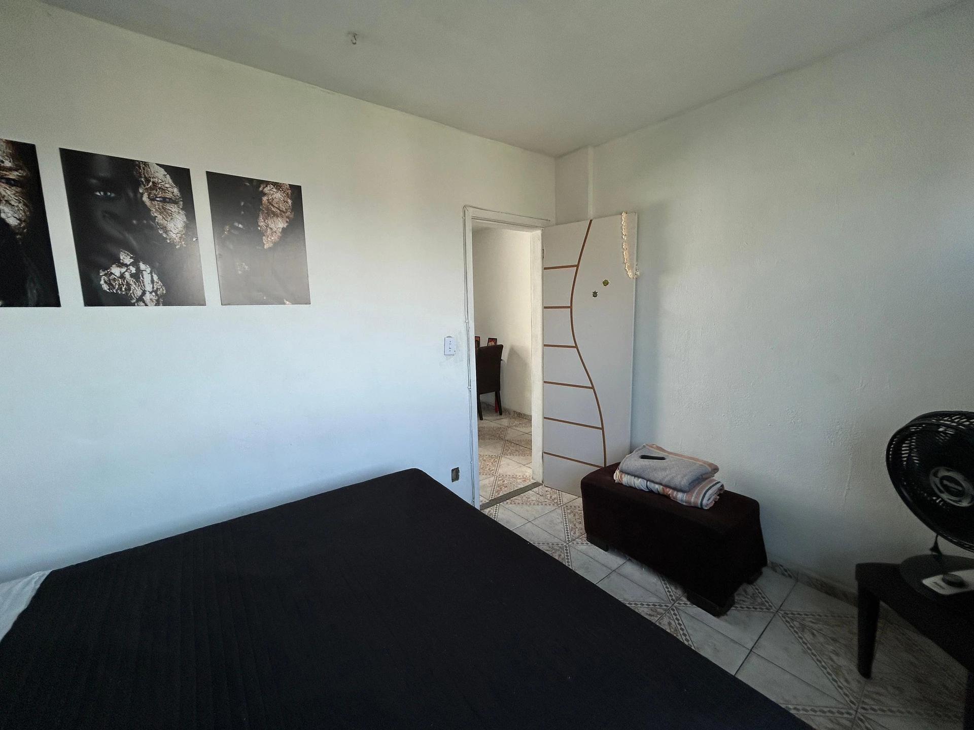Furnished 2-bedroom apartment with building party room — photo 13