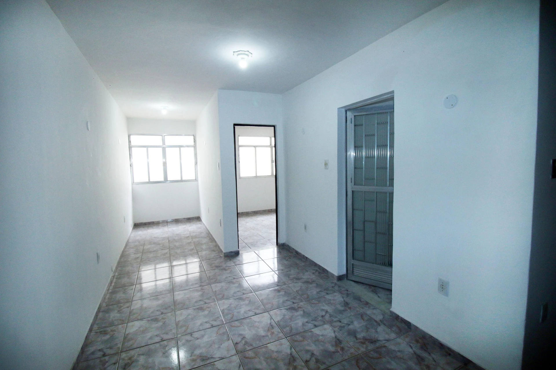 Rental house with 3 en-suite bedrooms and 4 bathrooms — photo 45