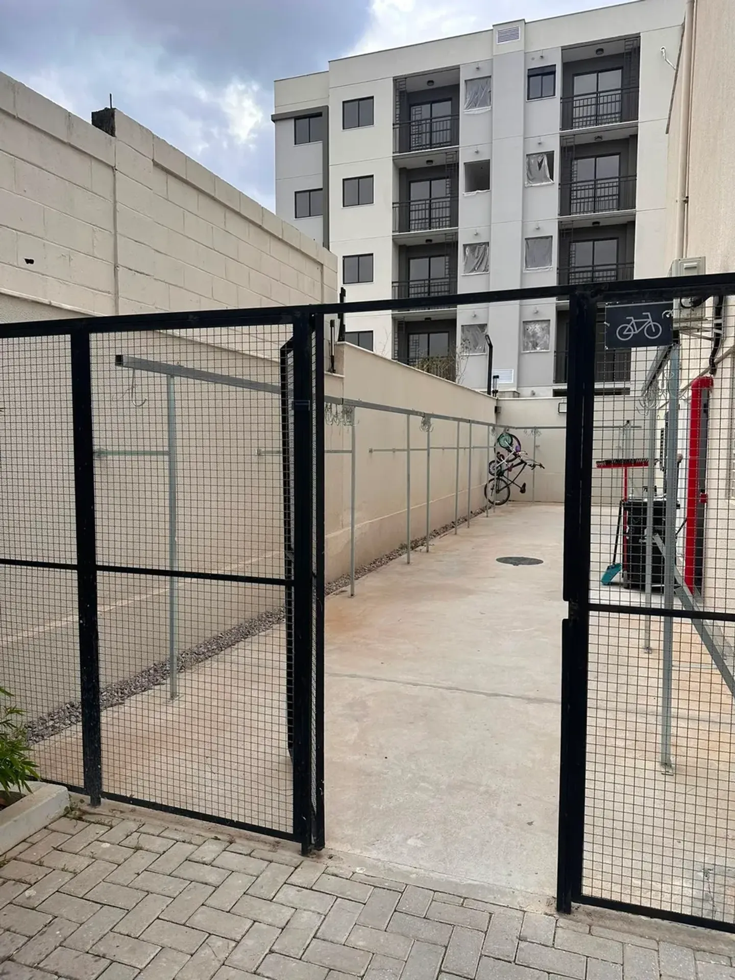 Apartamento mobiliado de 2 quartos com jardim — photo 26