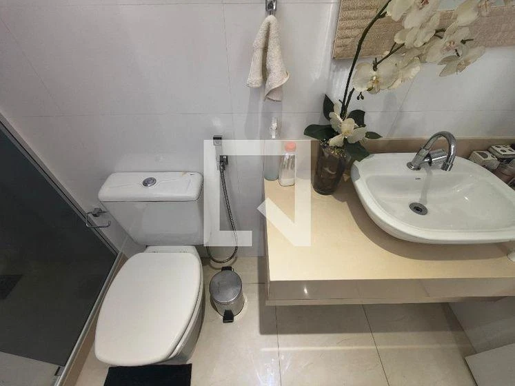 Dishwasher in a 4-bedroom house, 220 m² — photo 3