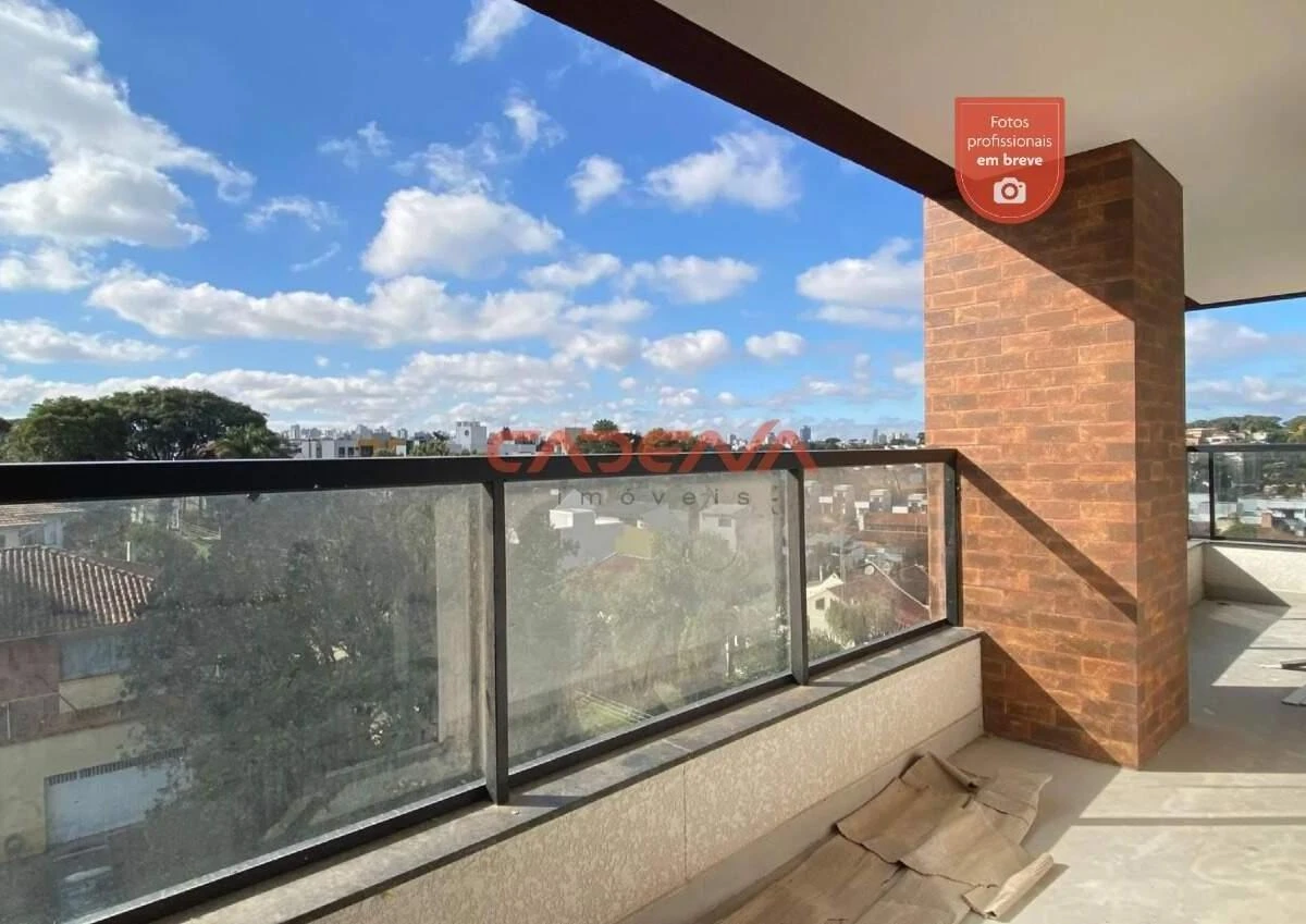 Penthouse with 2 en-suite bedrooms and 2 parking spots