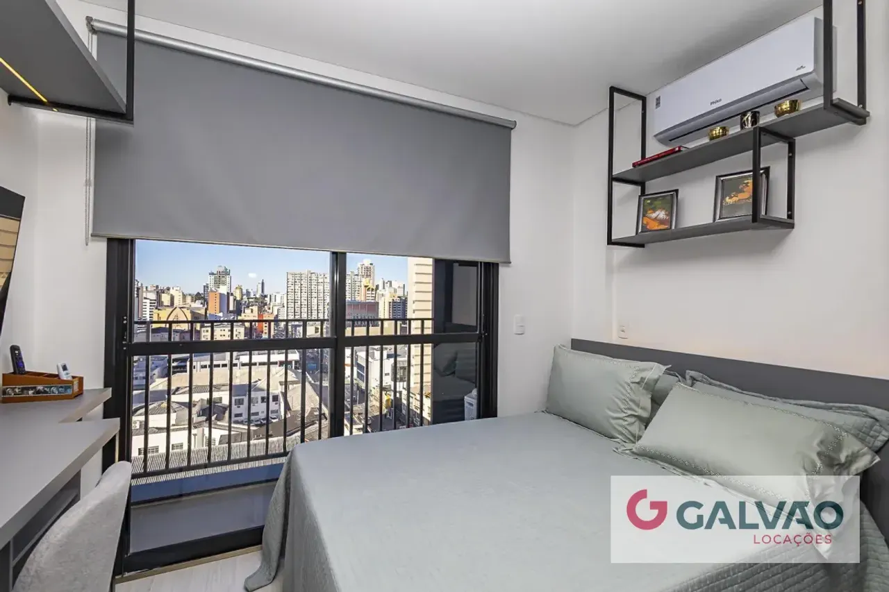 Furnished 1-bedroom apartment with open-plan gas kitchen — photo 3