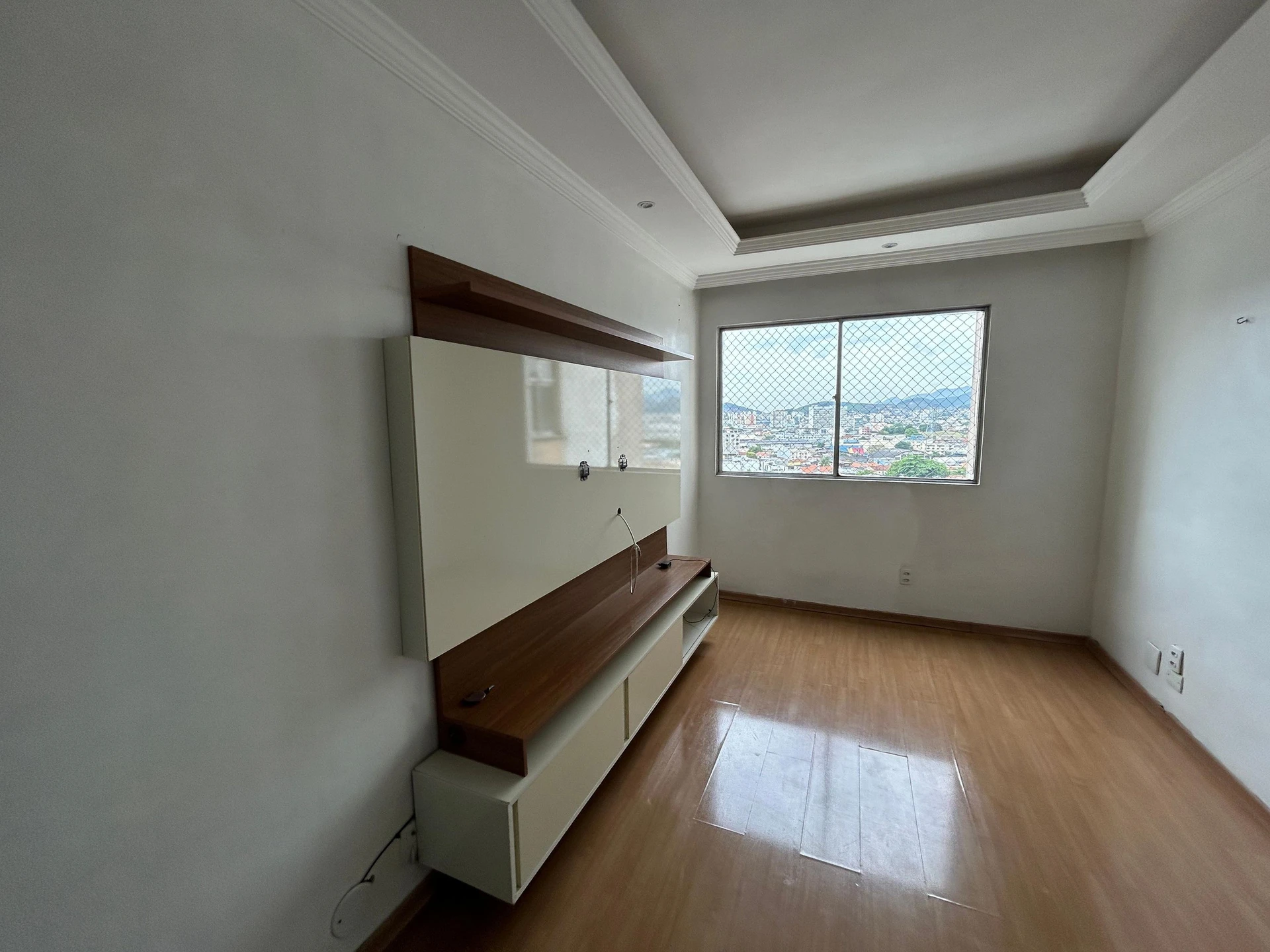 Home office in a 2-bedroom apartment, 47 m² — photo 26