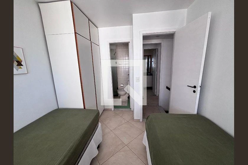 Furnished apartment with 2 en-suite bedrooms and balcony — photo 40