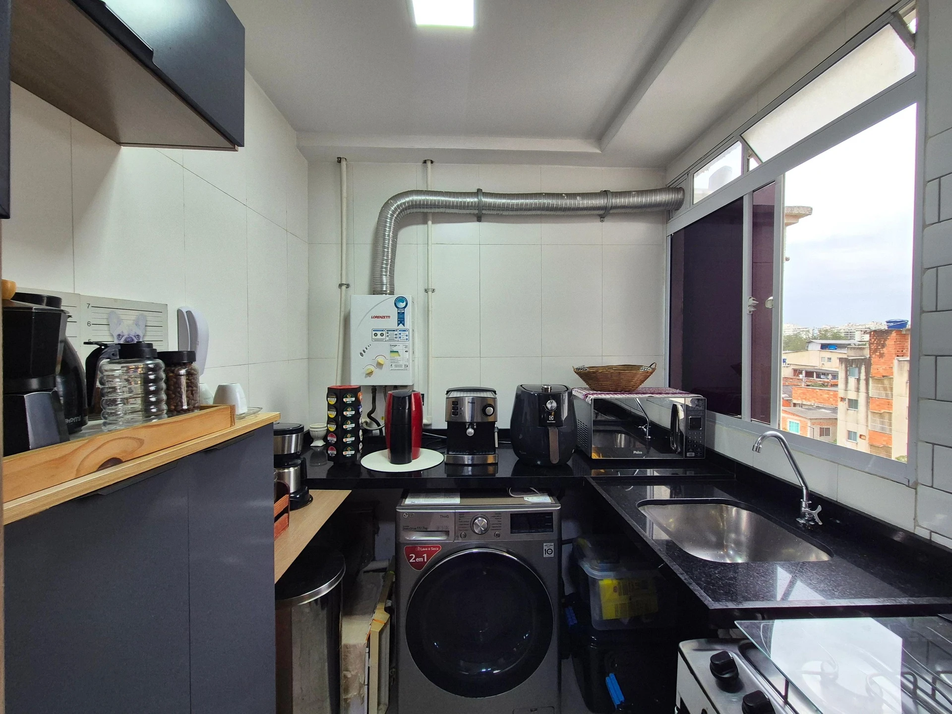 Apartamento mobiliado de 2 quartos com 1 banheiro — photo 29