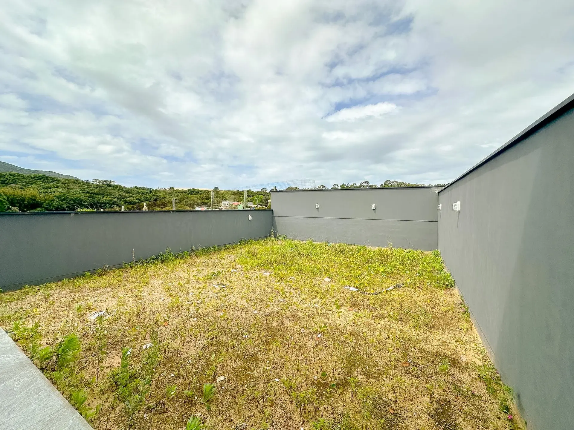 Floor-to-ceiling windows in a 3-bedroom house, 157 m² — photo 9