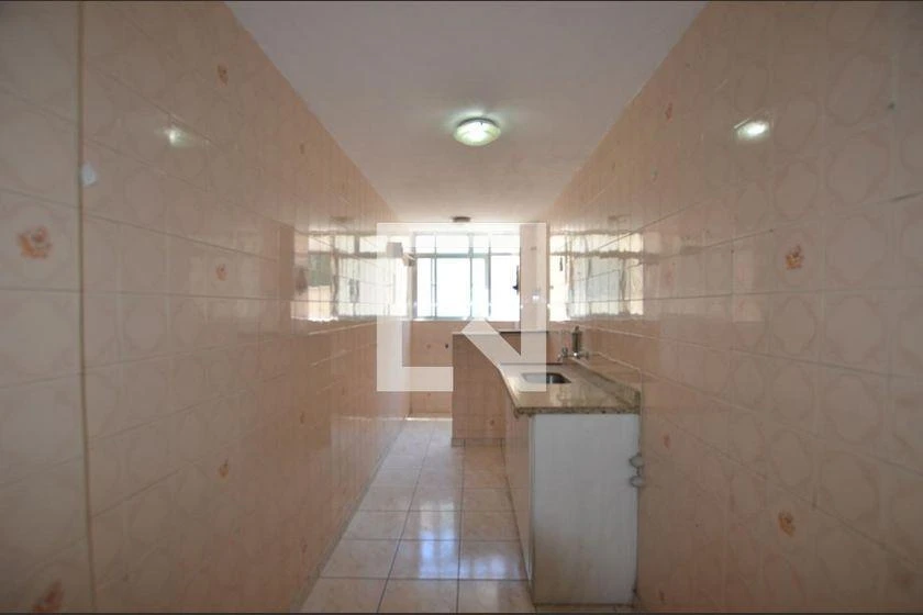 Apartamento para aluguel com 2 quartos e 65 m² — photo 2