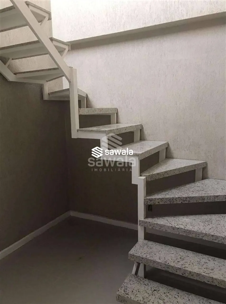 Unfurnished apartment with 3 bedrooms and 172 m² — photo 12