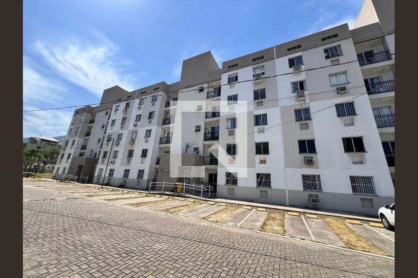 Квартира з 2 спальнями та дерев'яною підлогою або ламінатом — photo 33